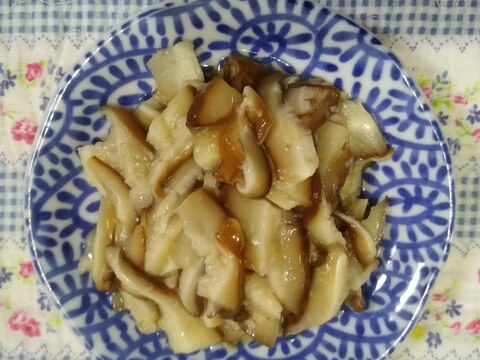 塩コショウをかけるだけ！生椎茸炒め♪